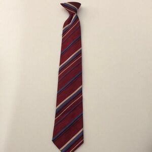 Elegant Striped Red Tie